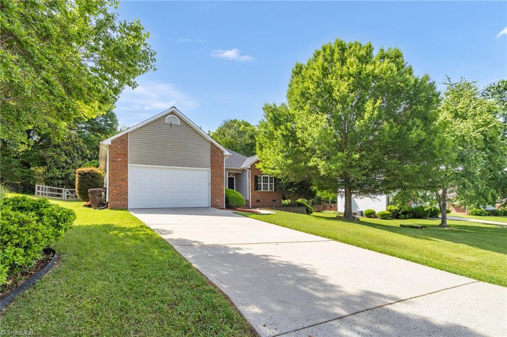 4130 Birchgarden Drive, High Point, North Carolina image 1