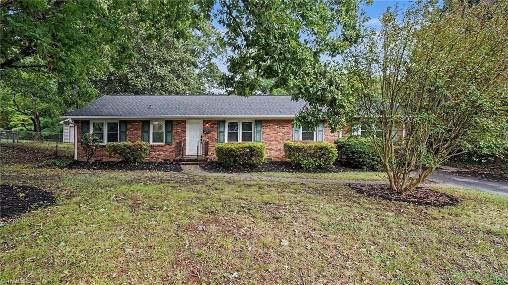 Photo of 3768 Vandalia Drive, Winston-Salem, NC 27104 (MLS # 1235955)