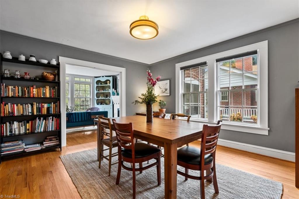 Greensboro, North Carolina 27405, United States, 3 Bedrooms Bedrooms, ,2 BathroomsBathrooms,Residential,Pending,106836