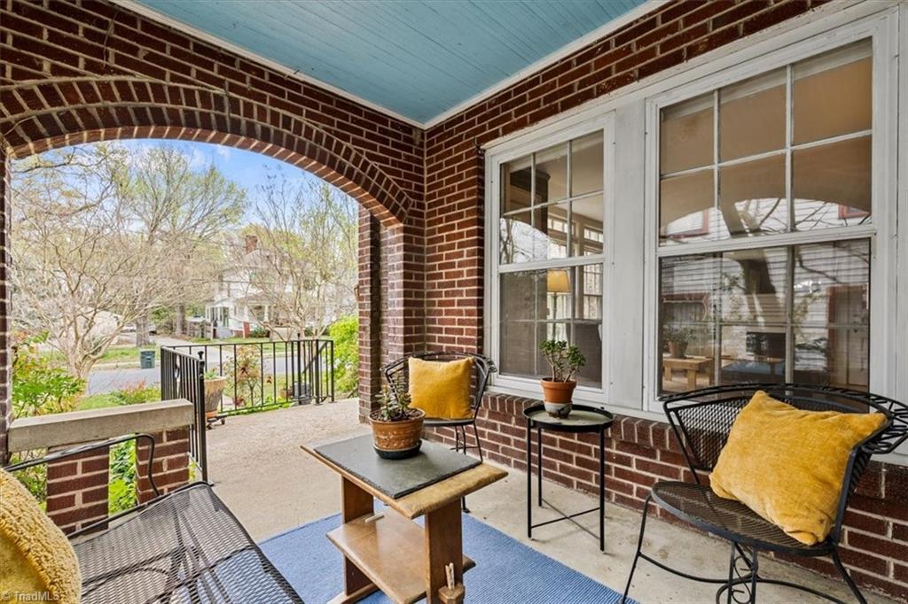 Greensboro, North Carolina 27405, United States, 3 Bedrooms Bedrooms, ,2 BathroomsBathrooms,Residential,Pending,106836