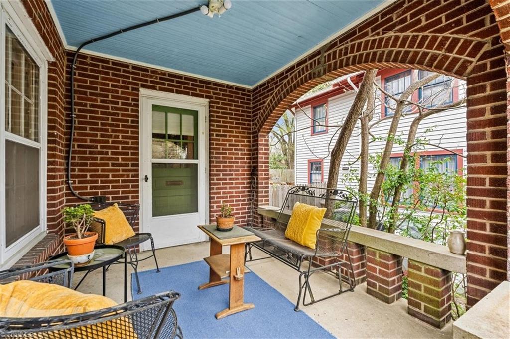 Greensboro, North Carolina 27405, United States, 3 Bedrooms Bedrooms, ,2 BathroomsBathrooms,Residential,Pending,106836