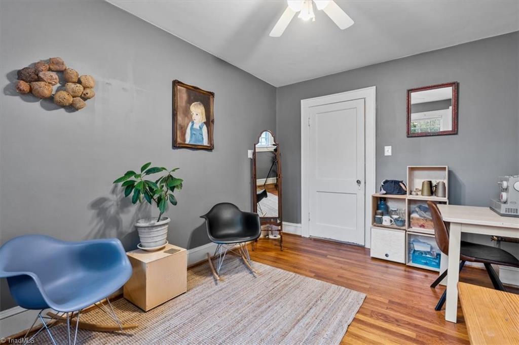 Greensboro, North Carolina 27405, United States, 3 Bedrooms Bedrooms, ,2 BathroomsBathrooms,Residential,Pending,106836