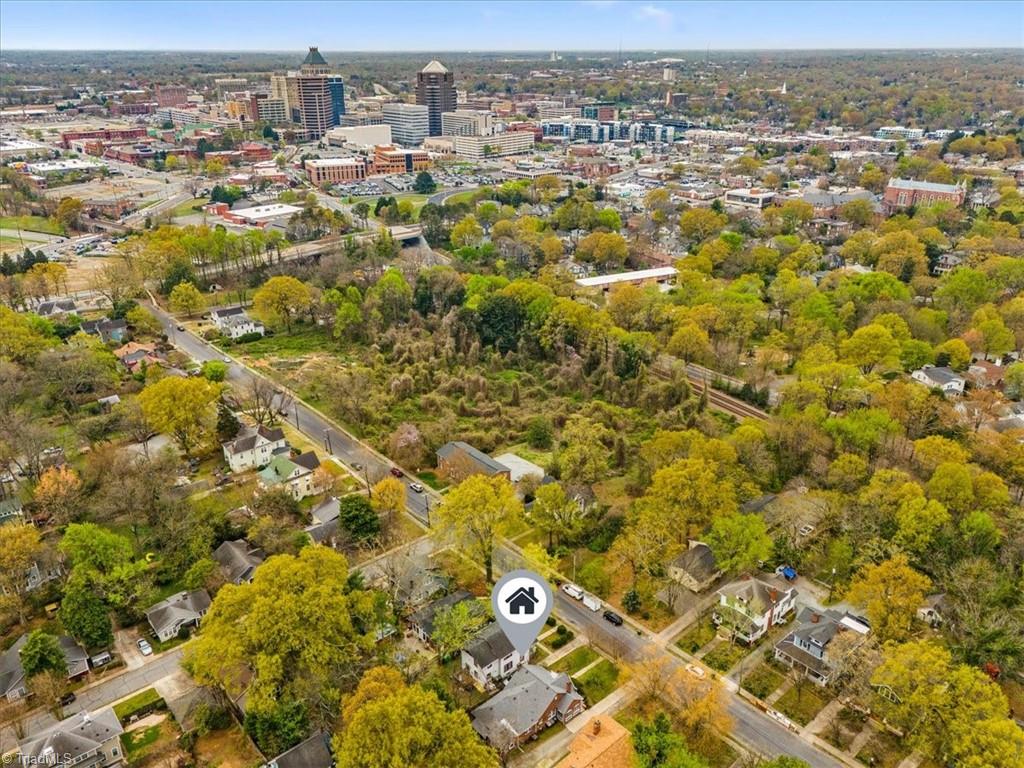 Greensboro, North Carolina 27405, United States, 3 Bedrooms Bedrooms, ,2 BathroomsBathrooms,Residential,Pending,106836