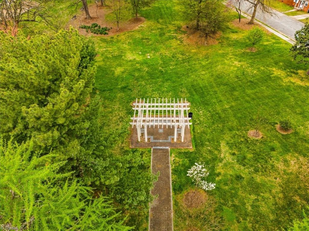 Greensboro, North Carolina 27405, United States, 3 Bedrooms Bedrooms, ,2 BathroomsBathrooms,Residential,Pending,106836