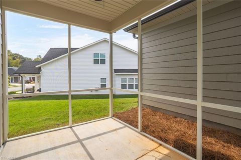 A home in Kernersville