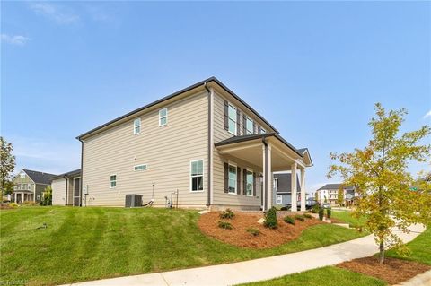 A home in Kernersville