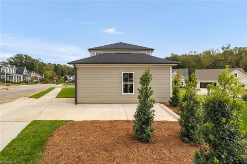 A home in Kernersville