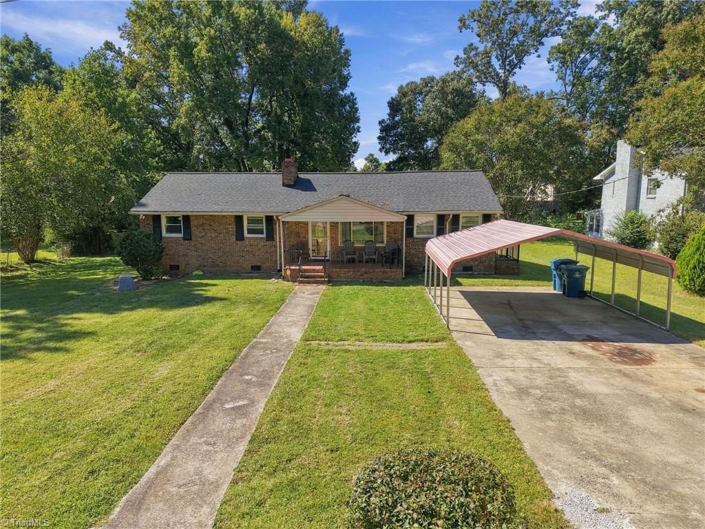 Photo of 1612 Brannock Drive, Greensboro, NC 27406 (MLS # 1237669)