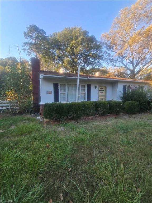 5471 Yadkinville Road