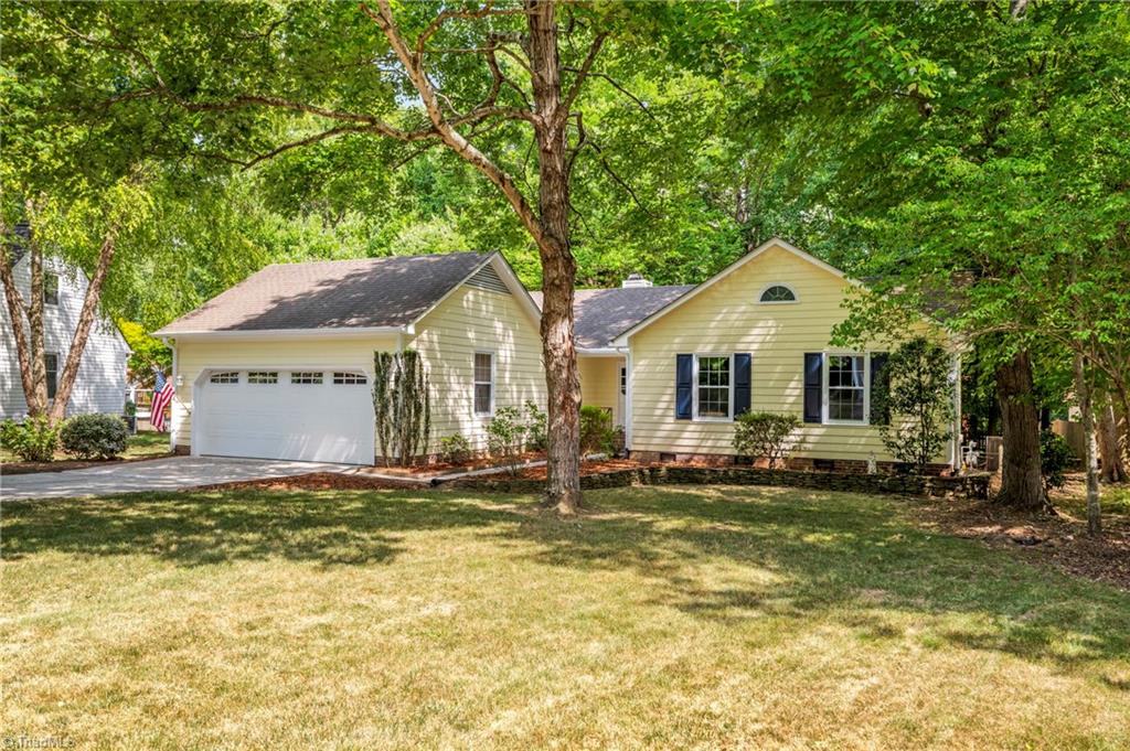 Photo of 2021 Warwickshire Drive, Greensboro, NC 27455 (MLS # 1224460)