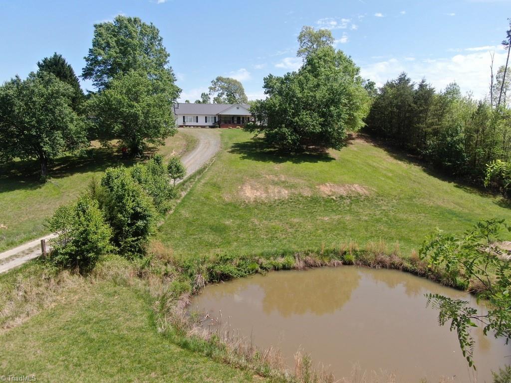 1135 Hunts Grove Lane, Pinnacle, North Carolina image 30