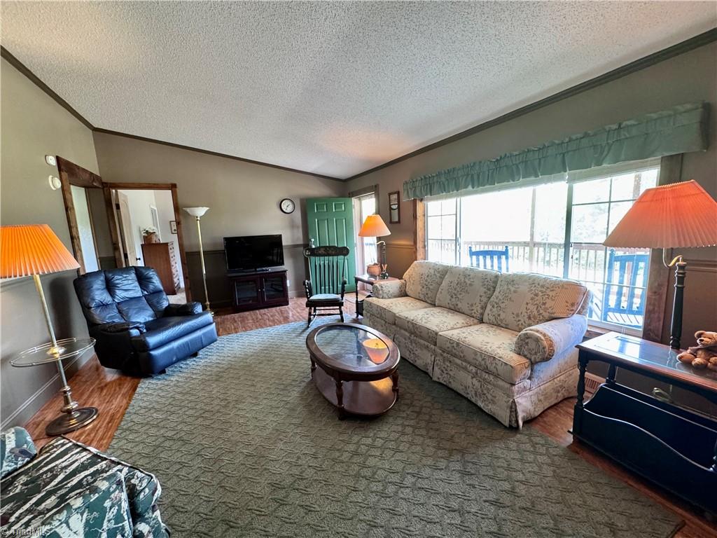 1135 Hunts Grove Lane, Pinnacle, North Carolina image 12