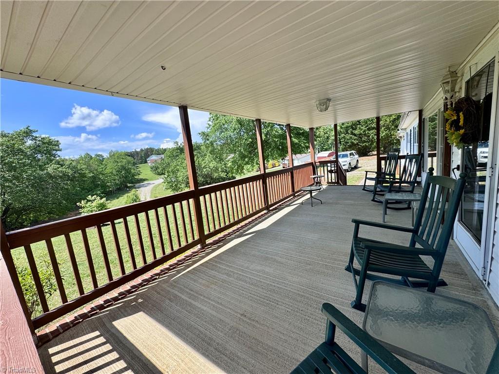 1135 Hunts Grove Lane, Pinnacle, North Carolina image 27