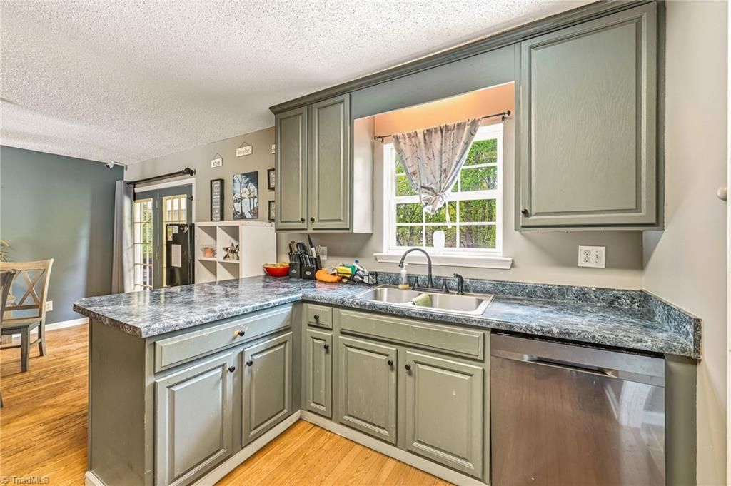 Photo of 533 Tuckers Grove Road, Statesville, NC 28625 (MLS # 1218367)
