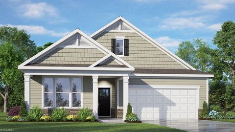 Homes For Sale - 301 Sefton Drive<br/> Jamestown, NC 27282