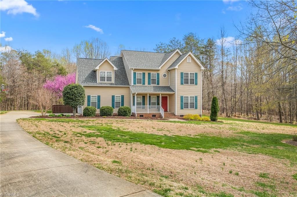 Photo of 7702 Sorrel Run Court, Summerfield, NC 27358 (MLS # 1213616)