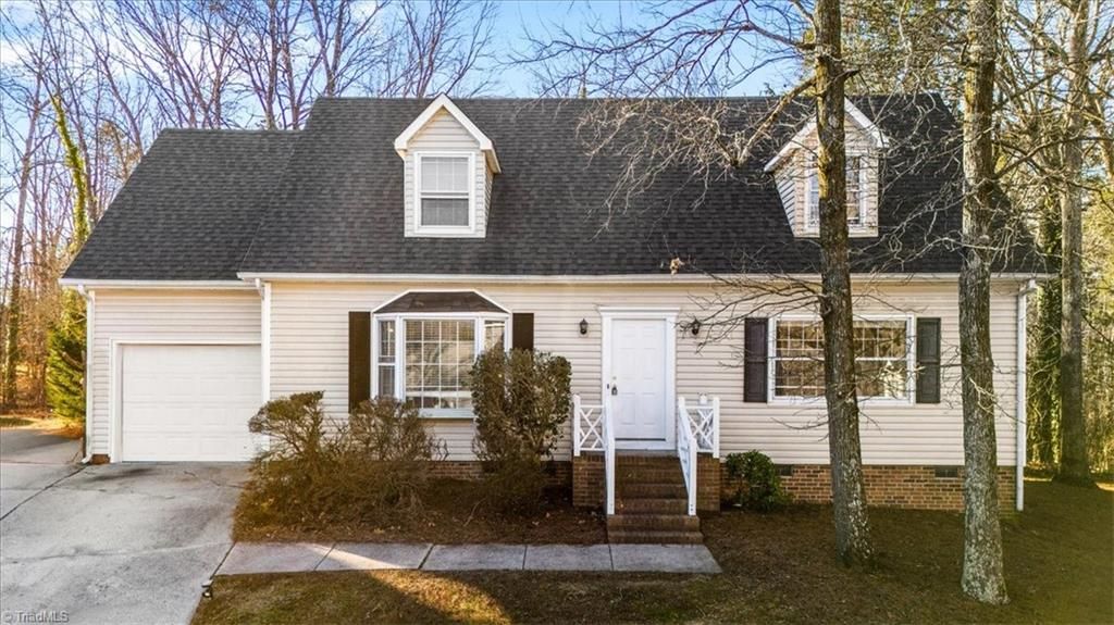 Photo of 4404 Essex Court, High Point, NC 27265 (MLS # 1206438)