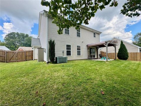 A home in Kernersville