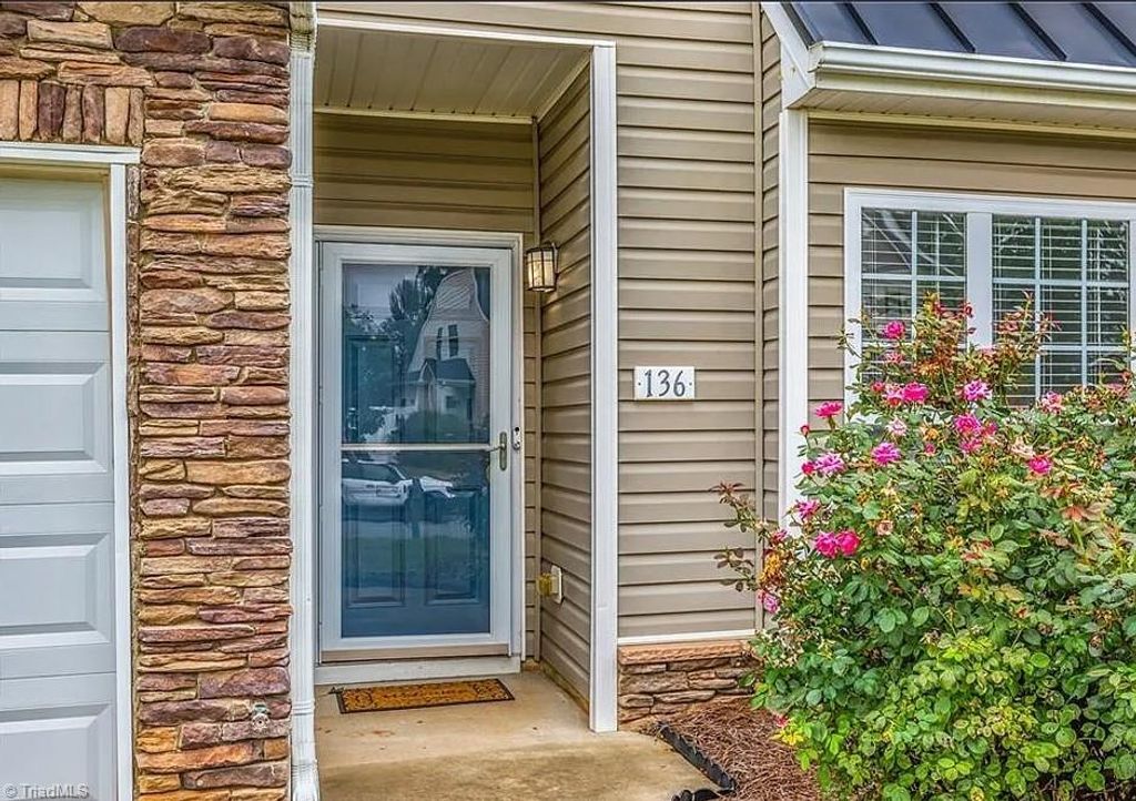 Photo of 136 Penry Lane, Clemmons, NC 27012 (MLS # 1207133)