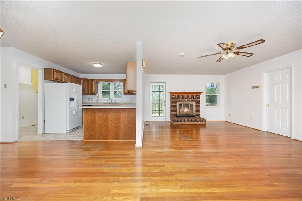 1300 W Vandalia Road, Greensboro, North Carolina image 11