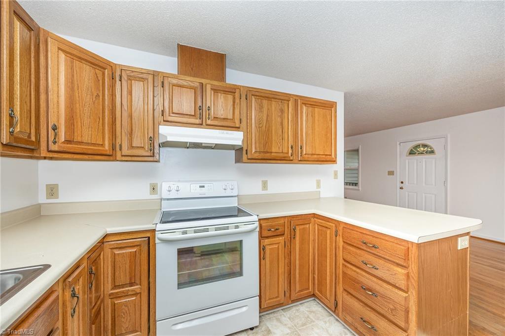 1300 W Vandalia Road, Greensboro, North Carolina image 13