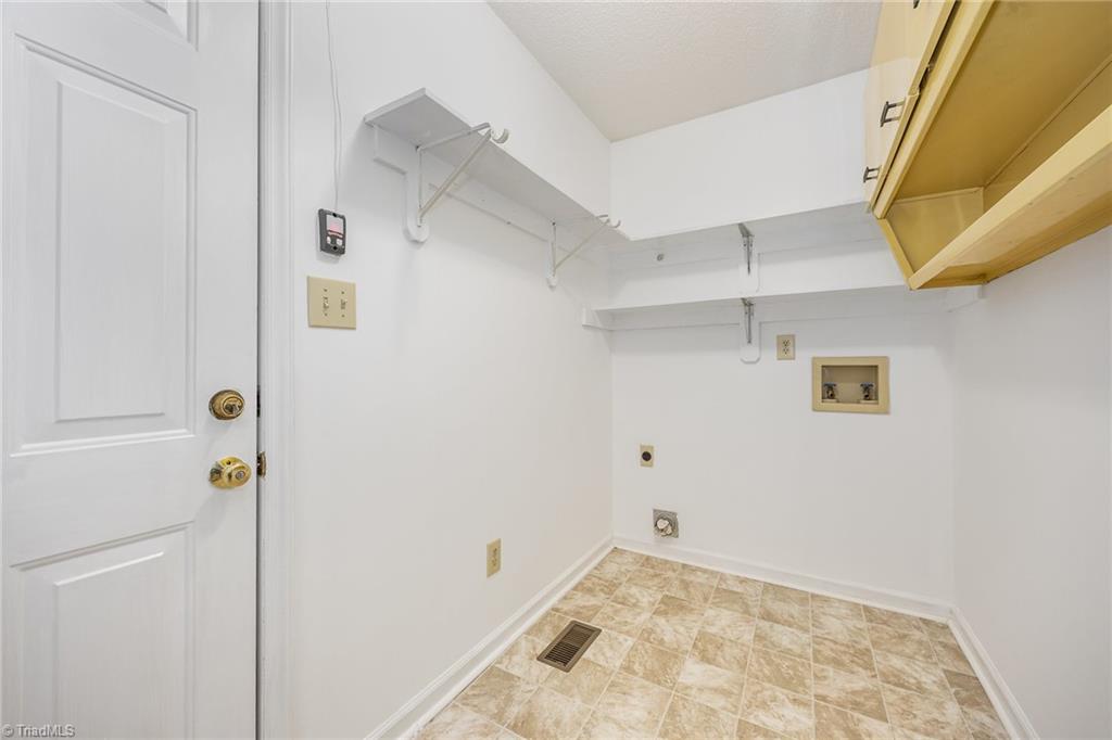 1300 W Vandalia Road, Greensboro, North Carolina image 14