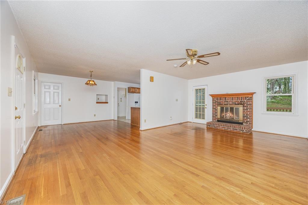 1300 W Vandalia Road, Greensboro, North Carolina image 8