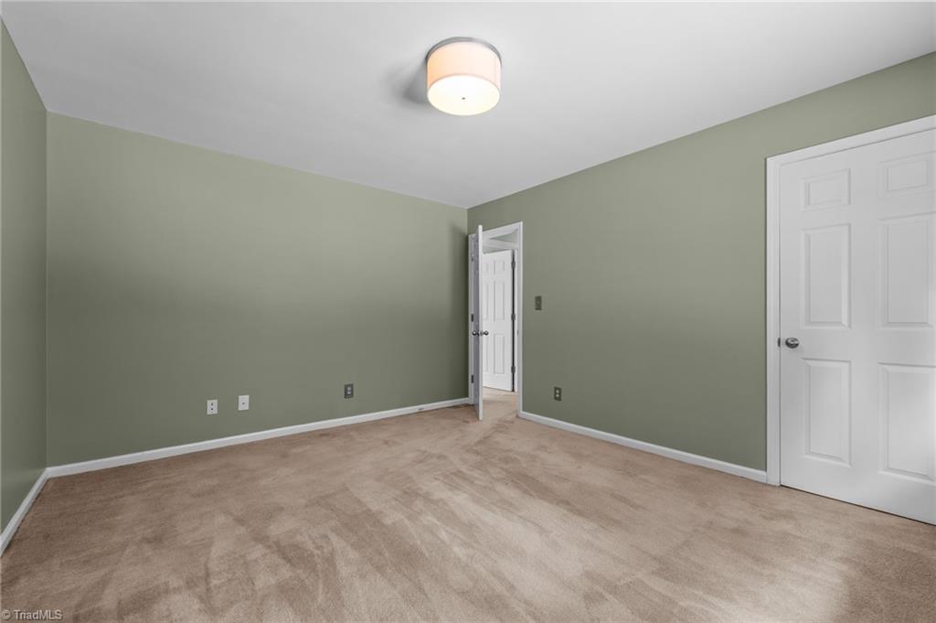 2216 Hoskins Road, Burlington, North Carolina image 30