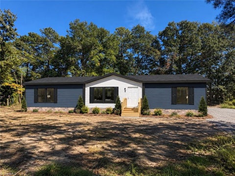 Mobile Home For Sale - 204 Grummen Road<br/> Cumberland County, Hope Mills, NC 28348