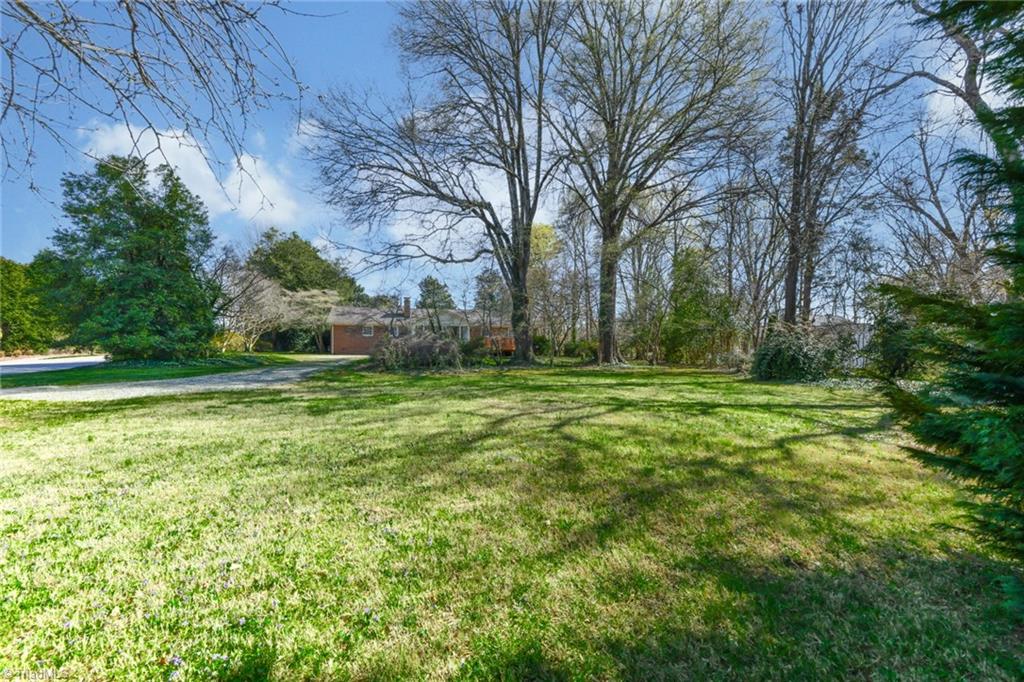 Greensboro, North Carolina 27410, United States, 3 Bedrooms Bedrooms, ,2 BathroomsBathrooms,Residential,Active,94433