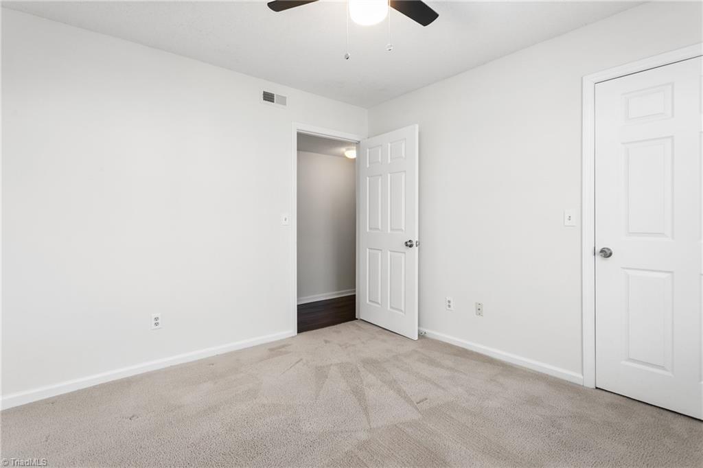7121 W Friendly Avenue #D, Greensboro, North Carolina image 17