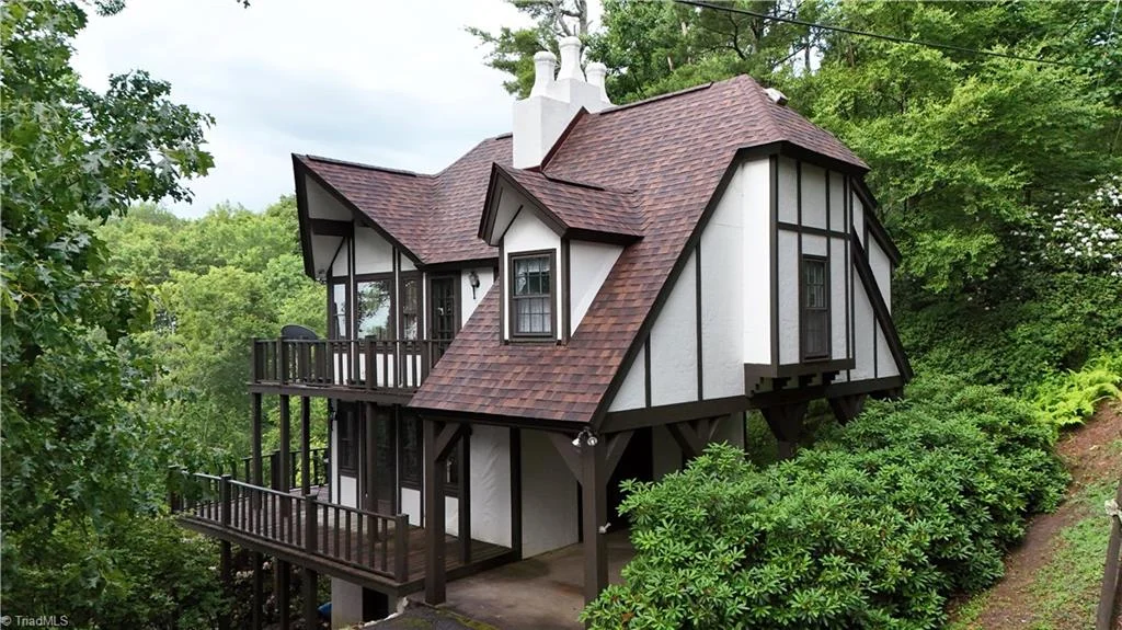 54 Windermere Way, Fancy Gap, VA, 24328
