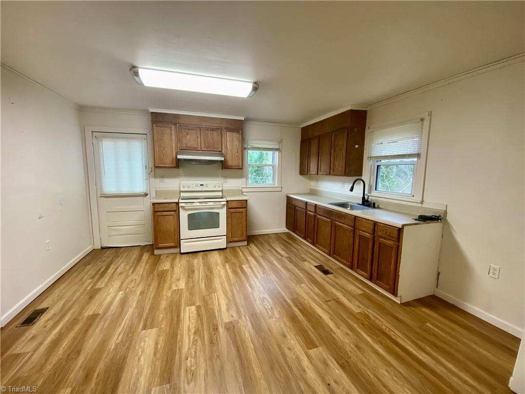 130 Mountain View Road, Elkin, North Carolina image 5