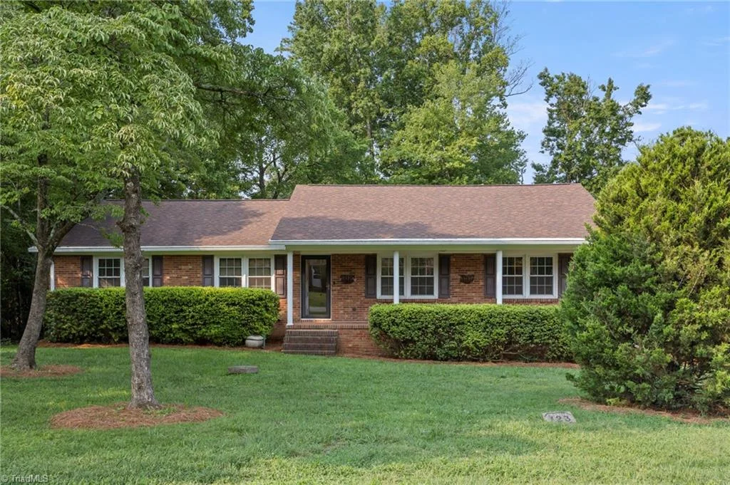 123 Tangle Drive, Jamestown, NC, 27282