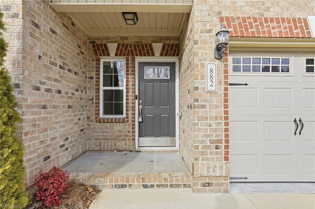 Photo of 882 Silver Leaf Drive, Winston-Salem, NC 27101 (MLS # 1207749)