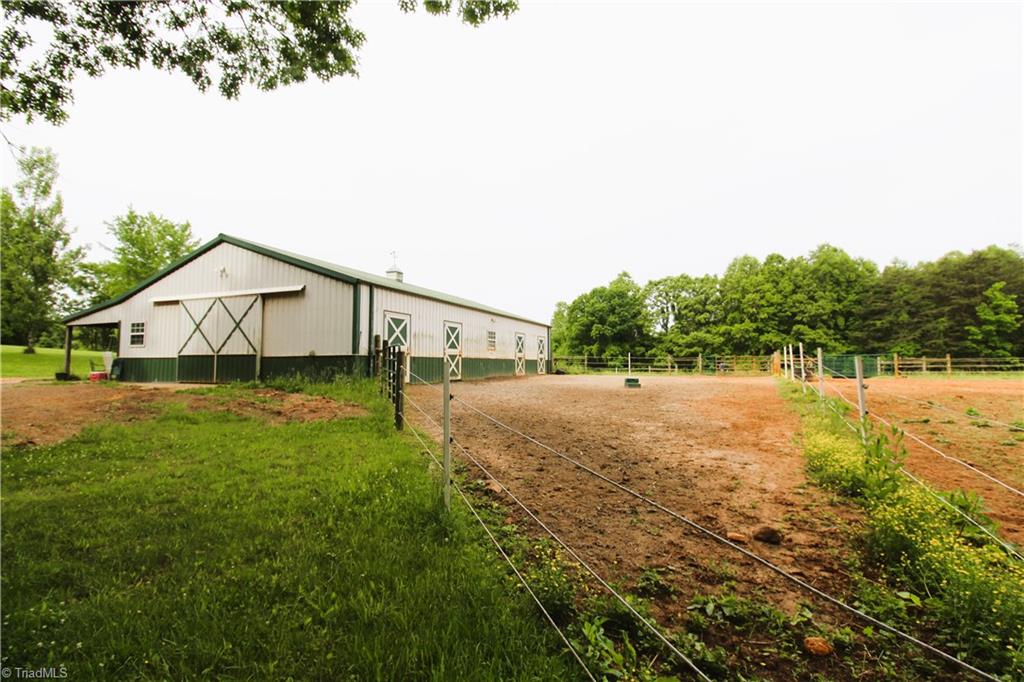 1125 Apple Blossom Lane, Westfield, North Carolina image 30