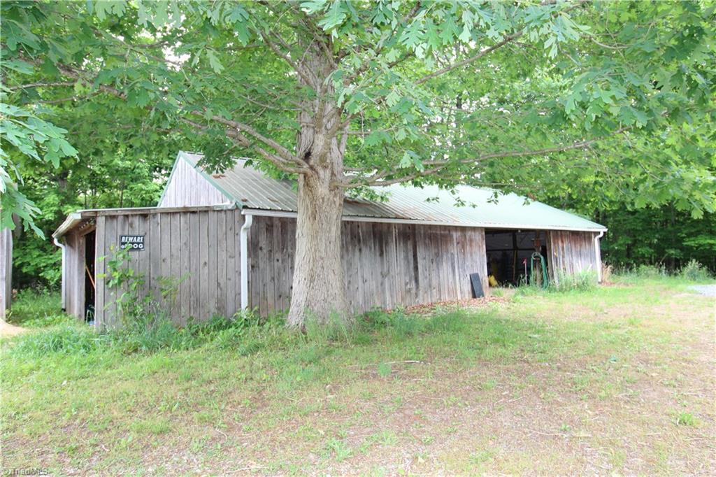 1125 Apple Blossom Lane, Westfield, North Carolina image 25