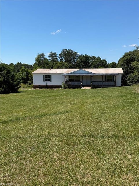 Mobile Home For Sale - 1940 Turkey Ford Road<br/> Surry County, Mount Airy, NC 27030