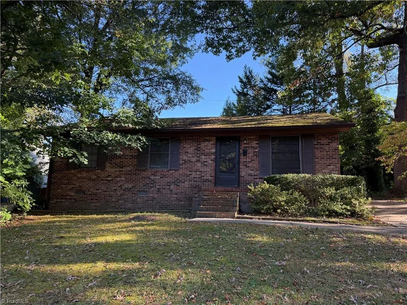302 Parkway Avenue, photo 1 of 1