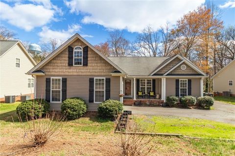 Homes For Sale - 3525 Transou Road<br/> Forsyth County, Pfafftown, NC 27040