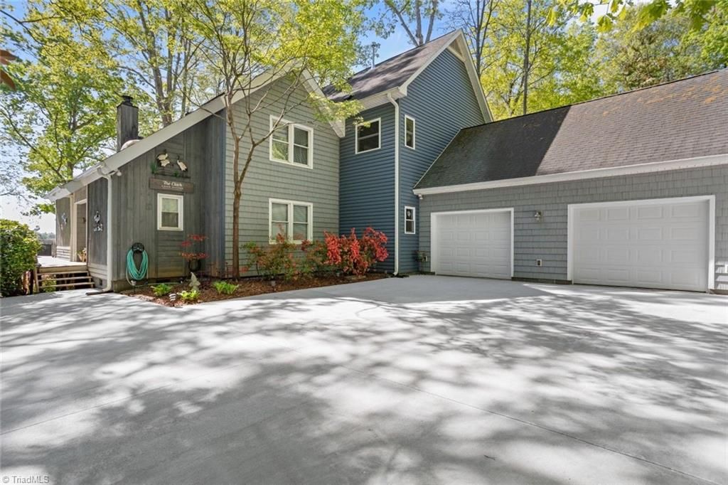 Photo of 144 Riverside Court, Lexington, NC 27292 (MLS # 1217907)