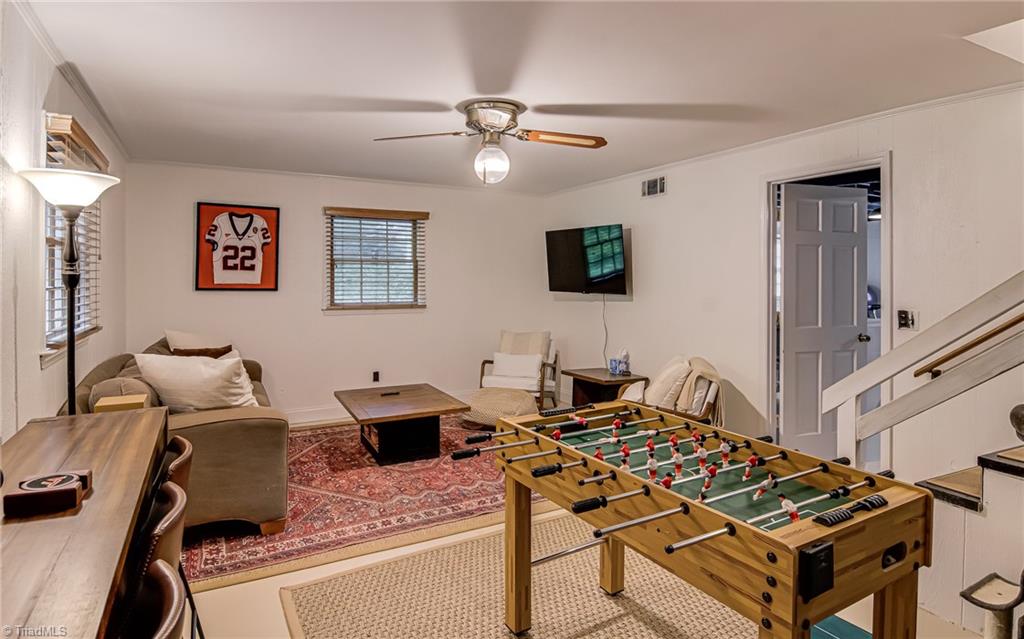 Winston-Salem, North Carolina 27104, United States, 3 Bedrooms Bedrooms, ,2 BathroomsBathrooms,Residential,Pending,143142