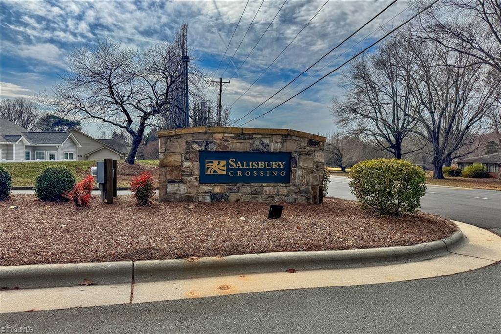 401 Peace Rollins Court