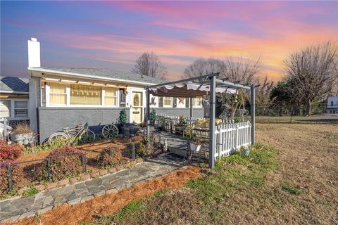 113 Hardy Street Jonesville NC 28642