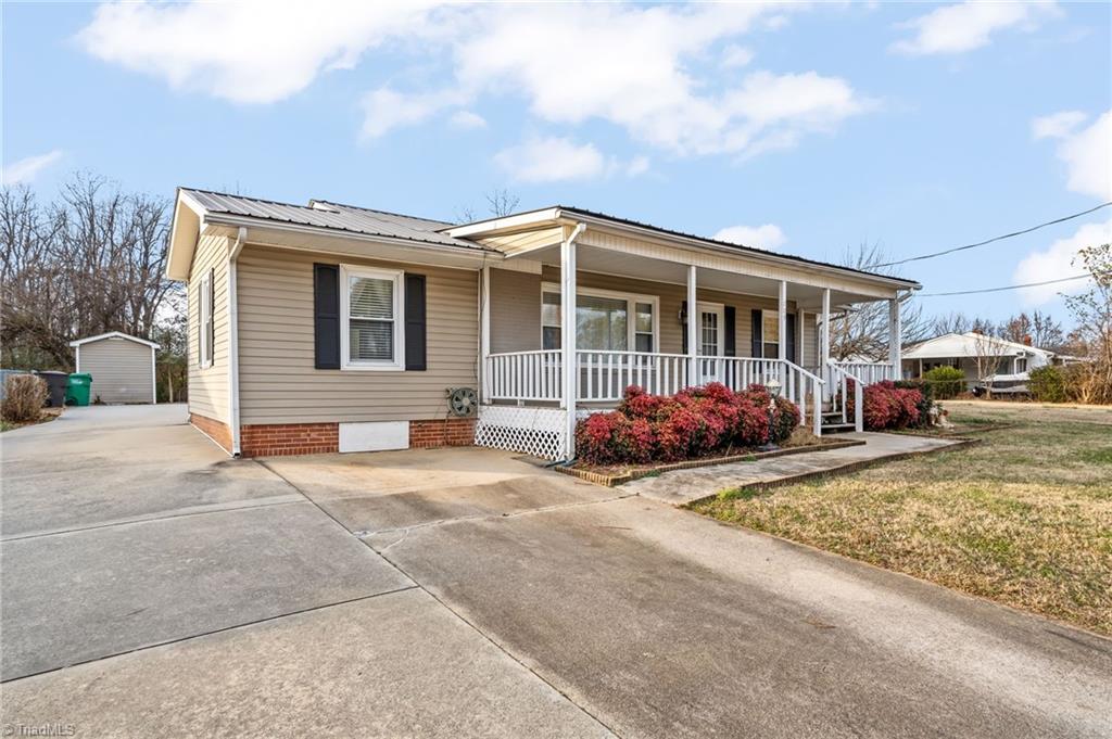 109 Henderson Street