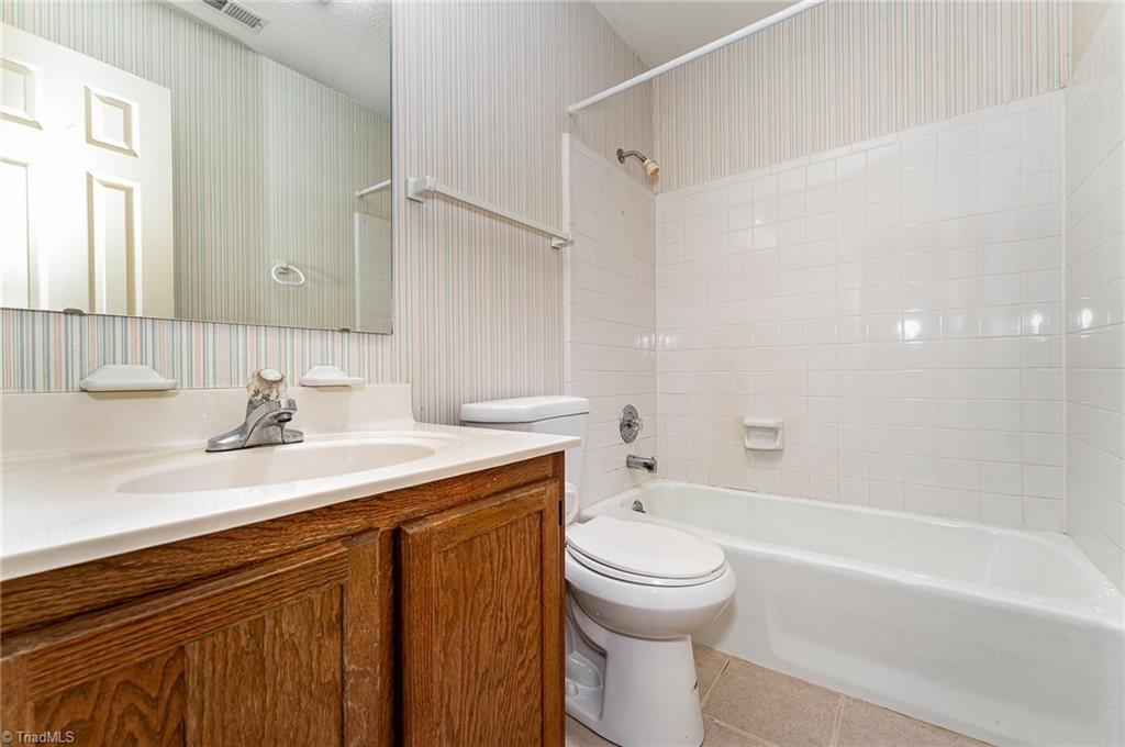1305 Glen Raven Court, Greensboro, North Carolina image 15