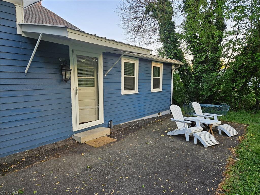322 W Church Street, Mount Airy, North Carolina image 10