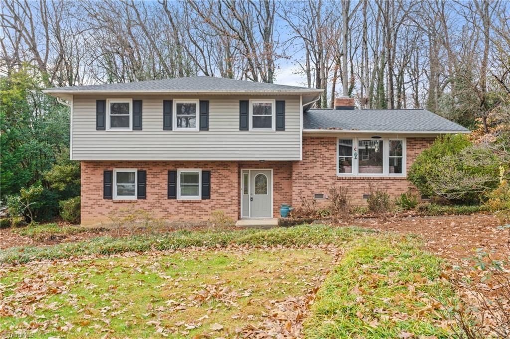 Photo of 2703 Tillbrook Place, Greensboro, NC 27408 (MLS # 1203822)