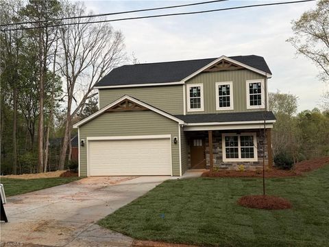 Homes For Sale - 609 Isabel Drive<br/> Lexington, NC 27292