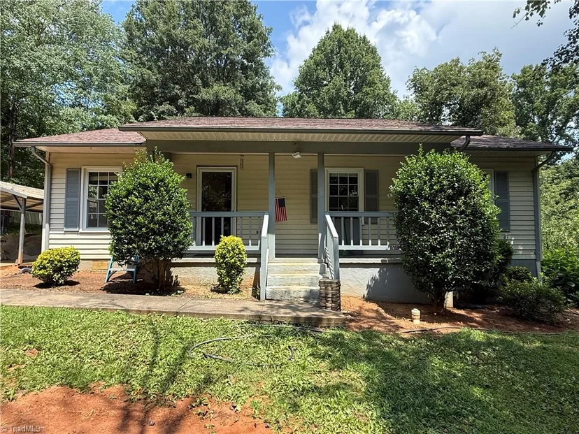 717 Edgewood Road, photo 1 of 14